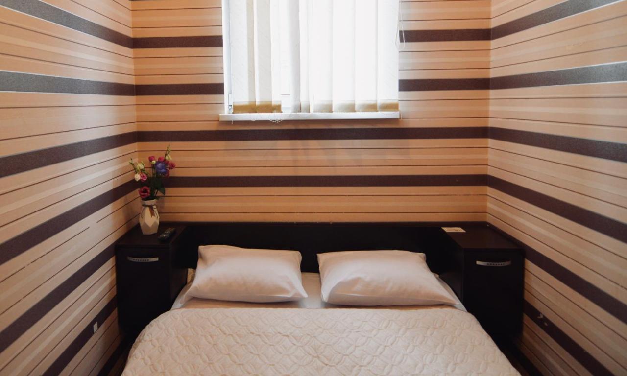 Uno Apart Hotel Kyiv Exterior photo